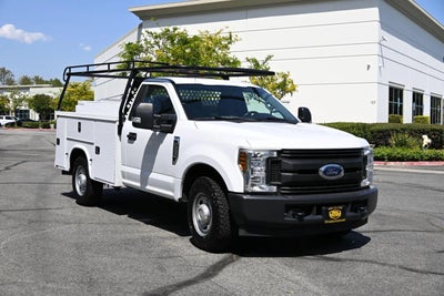 2019 Ford F350 Super Duty Regular Cab XL Pickup 2D 8 ft