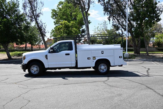 2019 Ford Super Duty F-350 SRW XL Pickup 2D 8 ft