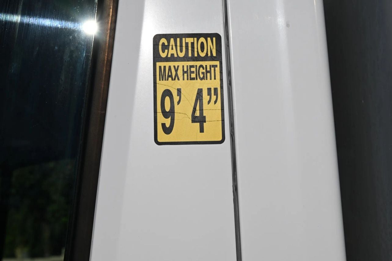 2019 Ford Transit Cab & Chassis 350 HD BOX TRUCK 2D