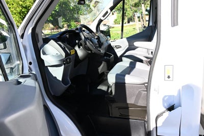 2019 Ford Transit Cab & Chassis 350 HD BOX TRUCK 2D