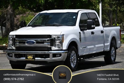 2018 Ford F350 Super Duty Crew Cab XLT Pickup 4D 6 3/4 ft