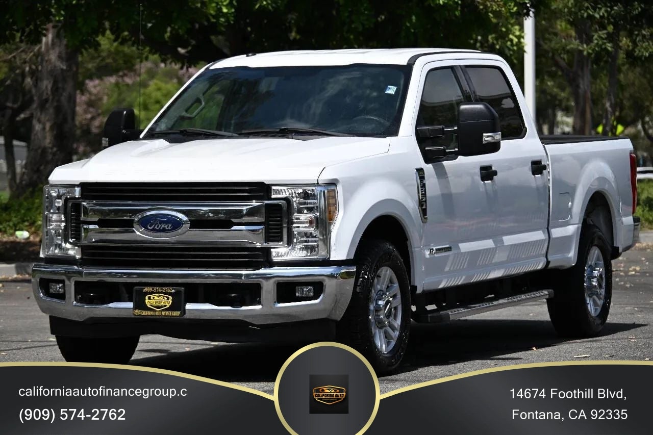 2018 Ford F350 Super Duty Crew Cab XLT Pickup 4D 6 3/4 ft