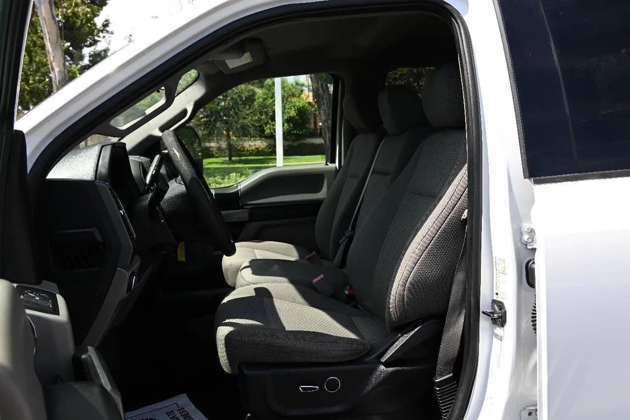 2018 Ford F350 Super Duty Crew Cab XLT Pickup 4D 6 3/4 ft