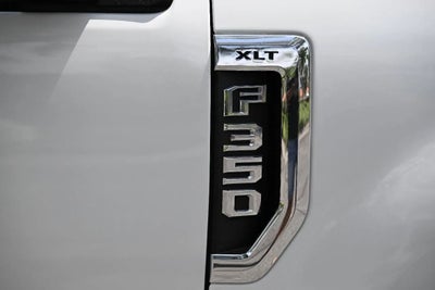 2018 Ford F350 Super Duty Crew Cab XLT Pickup 4D 6 3/4 ft
