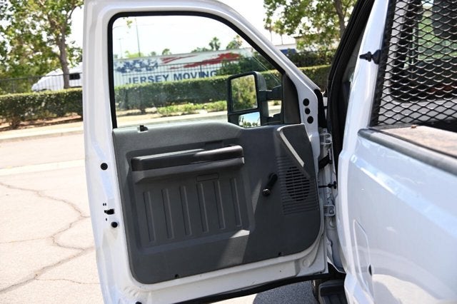 2012 Ford Super Duty F-250 SRW XL Pickup 2D 8 ft