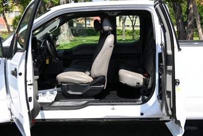 2020 Ford F-150 XL Pickup 4D 6 1/2 ft