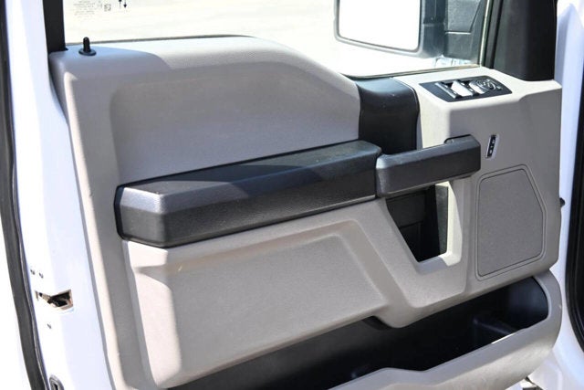 2020 Ford F-150 XL Pickup 4D 6 1/2 ft