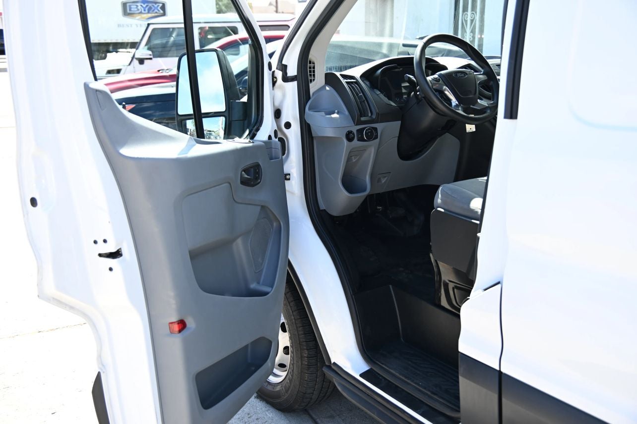 2018 Ford Transit 250 Van Low Roof w/Sliding Side Door w/LWB Van 3D