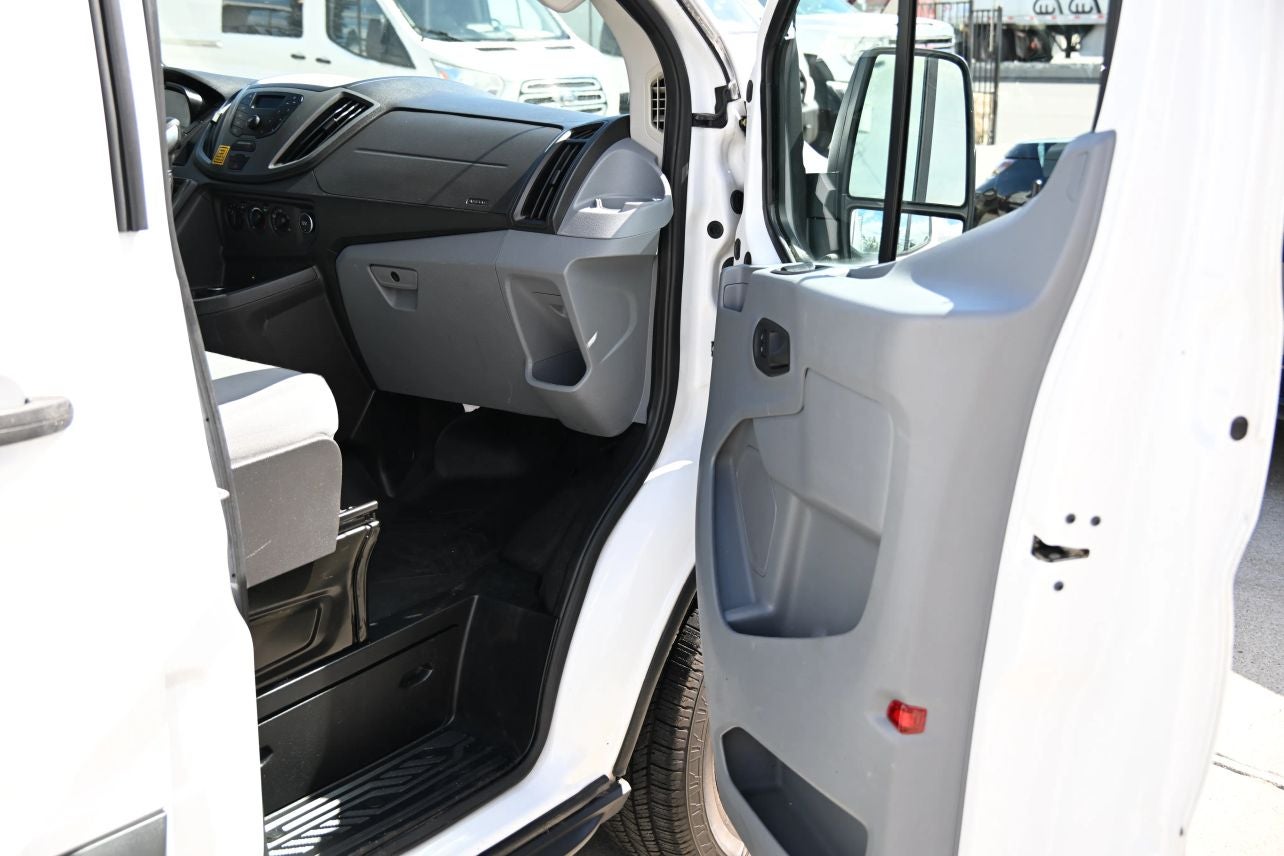 2018 Ford Transit 250 Van Low Roof w/Sliding Side Door w/LWB Van 3D