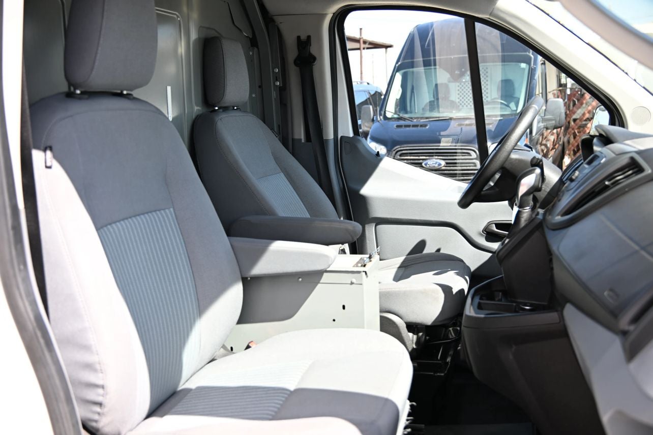 2018 Ford Transit 250 Van Low Roof w/Sliding Side Door w/LWB Van 3D