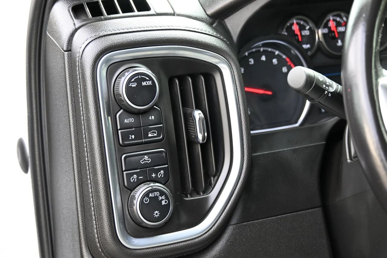2022 Chevrolet Silverado 1500 Limited Crew Cab LT Pickup 4D 6 1/2 ft