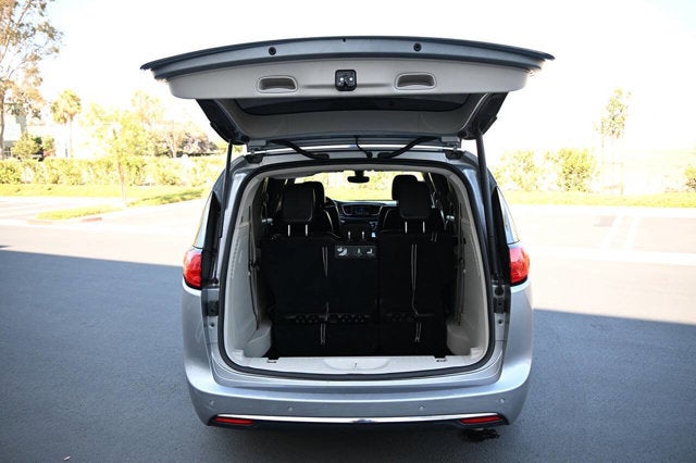 2019 Chrysler Pacifica Touring L