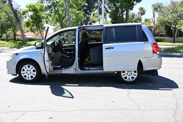 2020 Dodge Grand Caravan SE