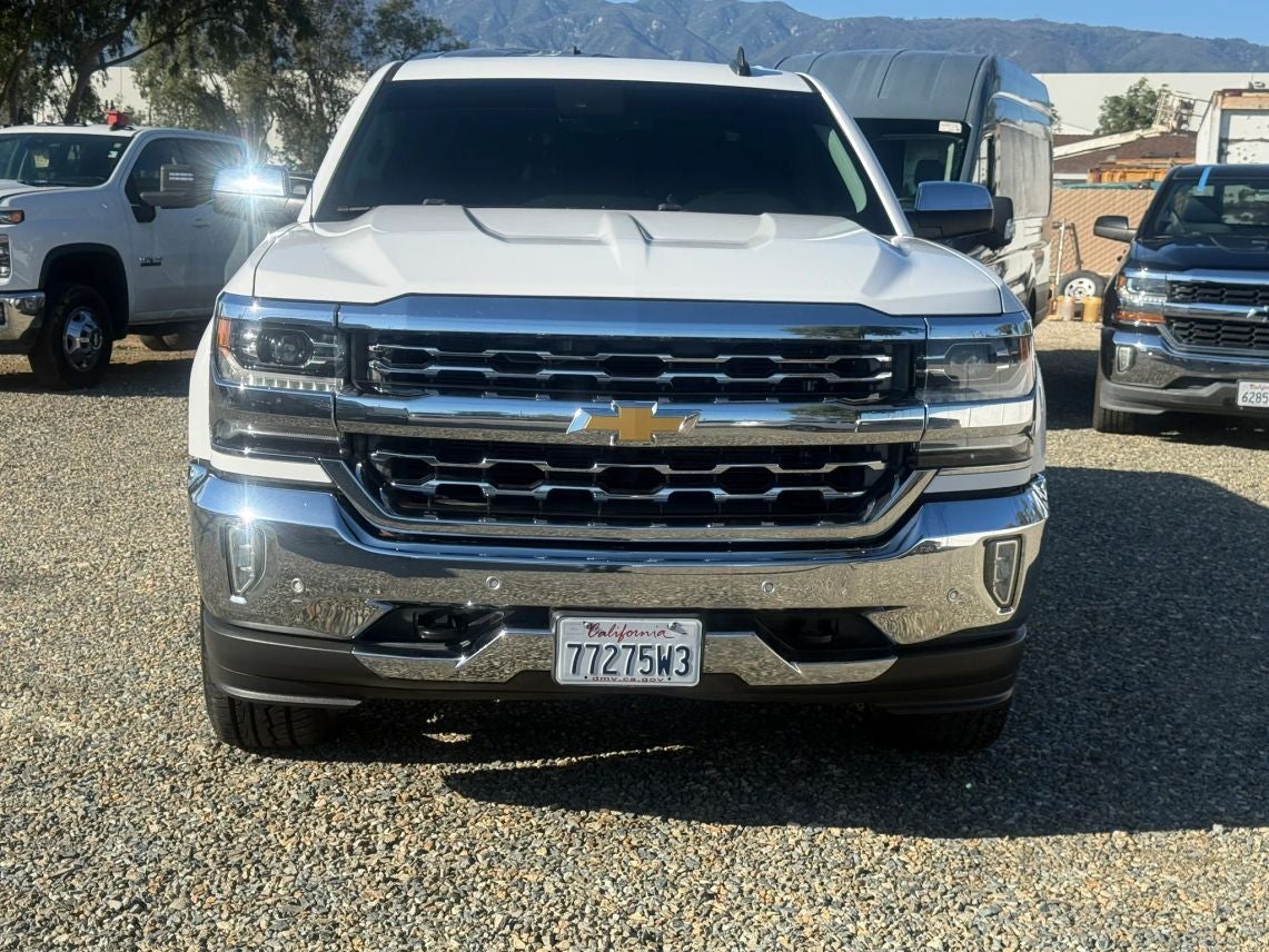 2017 Chevrolet Silverado 1500 Crew Cab LTZ Pickup 4D 5 3/4 ft