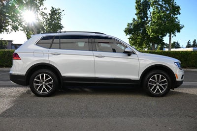 2018 Volkswagen Tiguan 2.0T SE Sport Utility 4D