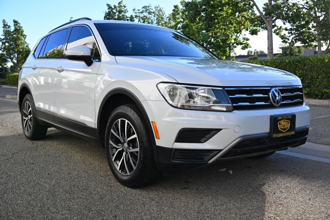 2018 Volkswagen Tiguan 2.0T SE Sport Utility 4D