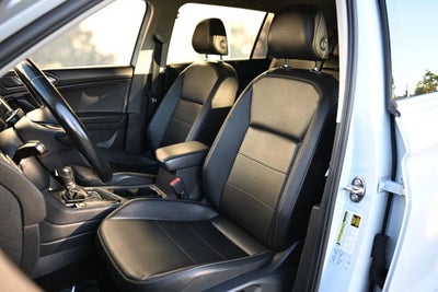 2018 Volkswagen Tiguan 2.0T SE Sport Utility 4D