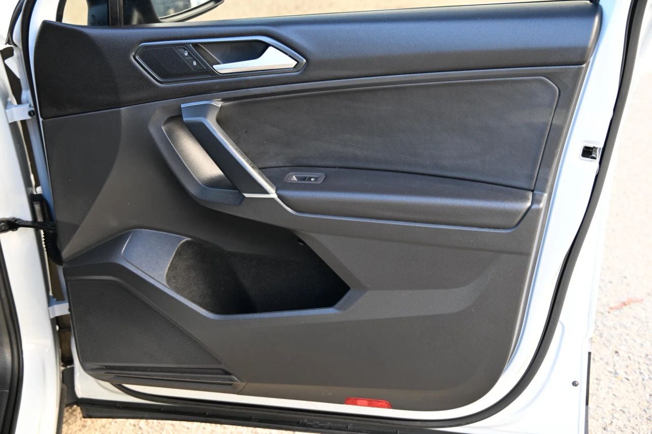 2018 Volkswagen Tiguan 2.0T SE Sport Utility 4D