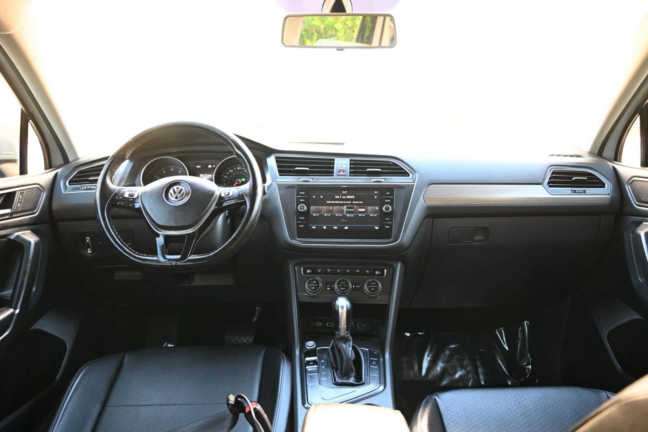 2018 Volkswagen Tiguan 2.0T SE Sport Utility 4D