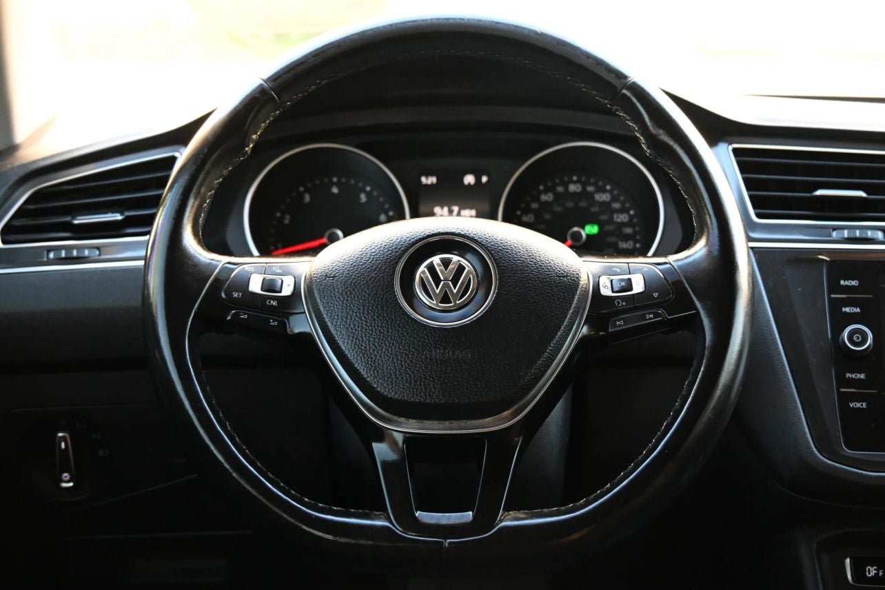 2018 Volkswagen Tiguan 2.0T SE Sport Utility 4D