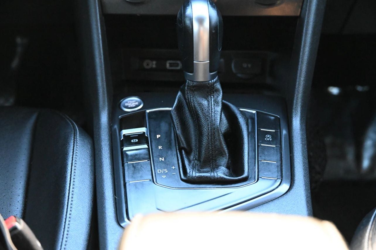 2018 Volkswagen Tiguan 2.0T SE Sport Utility 4D