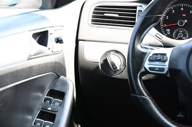 2012 Volkswagen GLI GLI PZEV 4dr Sedan 6M