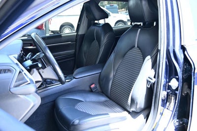 2022 Toyota Camry SE 4dr Sedan