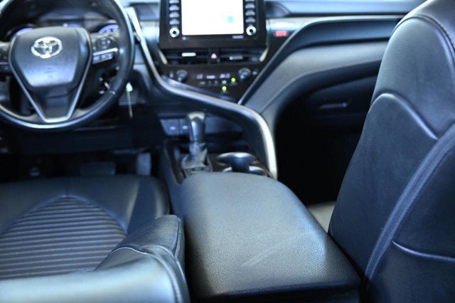 2022 Toyota Camry SE 4dr Sedan