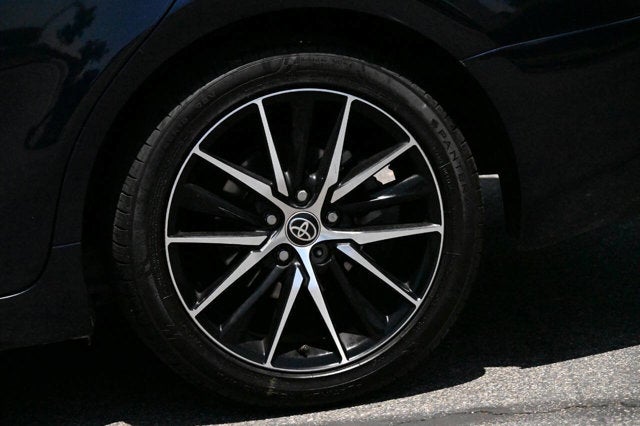 2022 Toyota Camry SE 4dr Sedan
