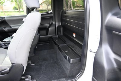 2020 Toyota Tacoma Access Cab SR Pickup 4D 6 ft