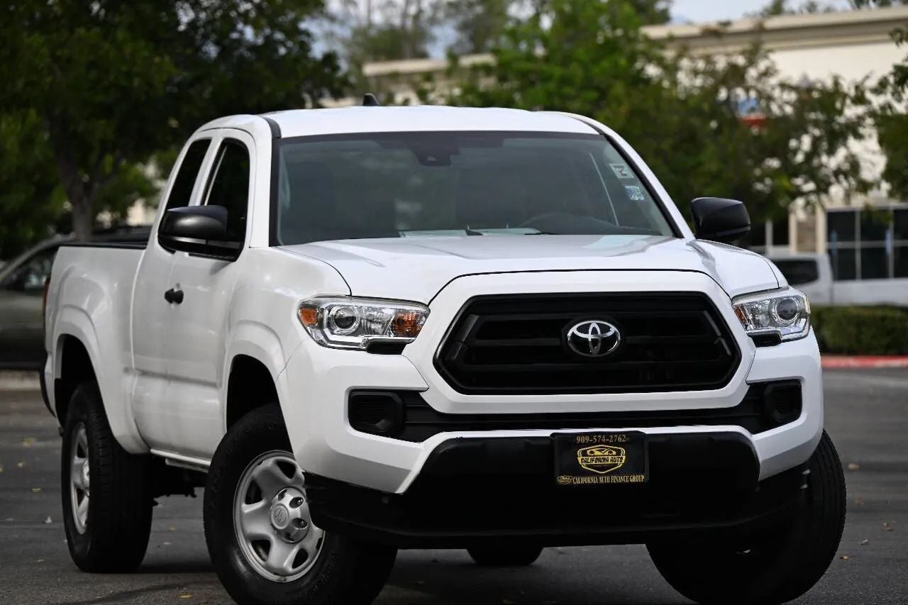2020 Toyota Tacoma Access Cab SR Pickup 4D 6 ft