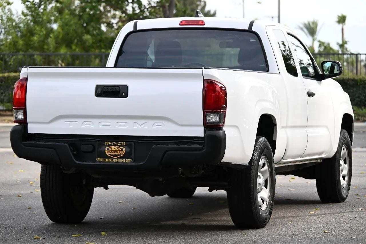 2020 Toyota Tacoma Access Cab SR Pickup 4D 6 ft