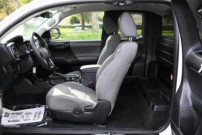 2020 Toyota Tacoma Access Cab SR Pickup 4D 6 ft