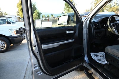 2018 Toyota Tundra 2WD SR5 4x2 4dr Double Cab Pickup SB (5.7L V8)