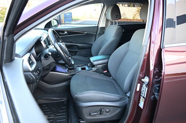 2020 Kia Sorento S V6