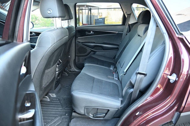 2020 Kia Sorento S V6
