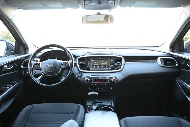 2020 Kia Sorento S V6