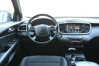 2020 Kia Sorento S V6