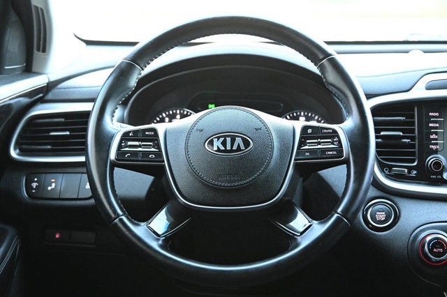 2020 Kia Sorento S V6