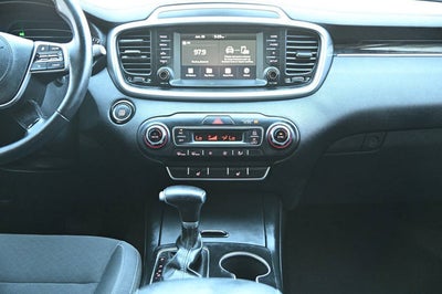 2020 Kia Sorento S V6