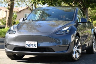 2023 Tesla Model Y Long Range AWD 4dr Crossover