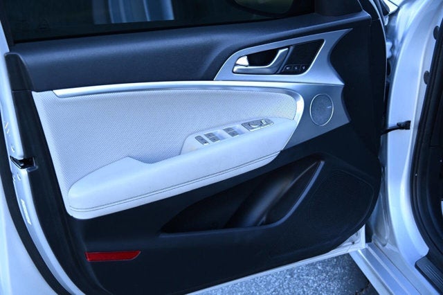 2019 Genesis G70 2.0T Advanced