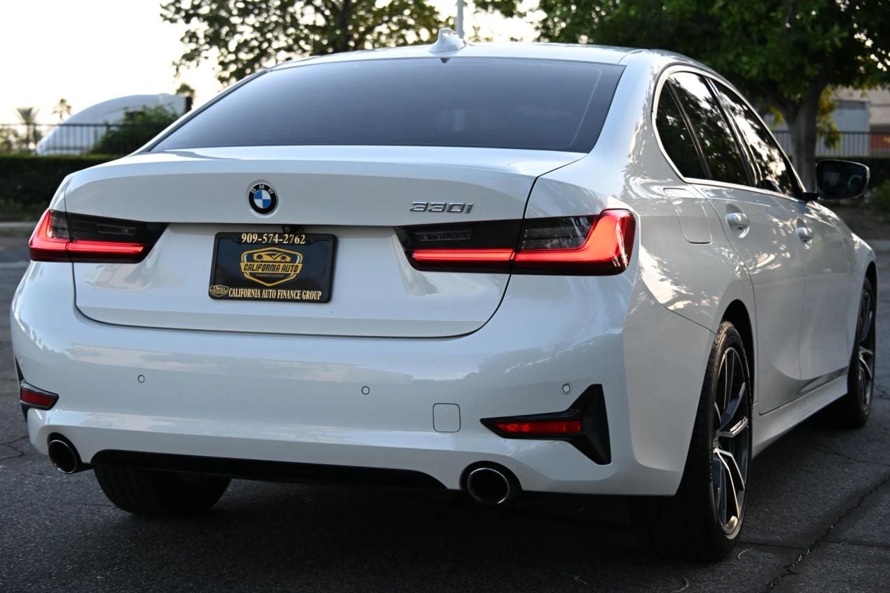 2019 BMW 3 Series 330i Sedan 4D